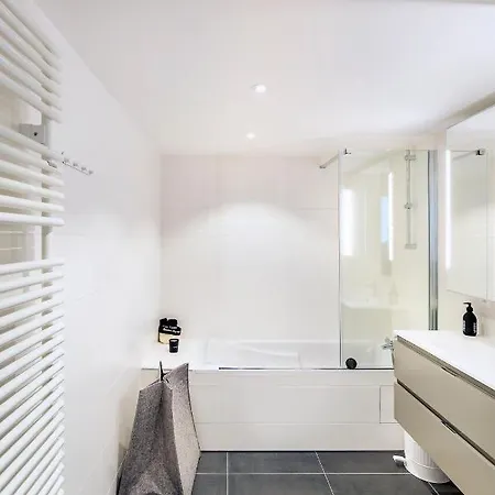 Pied A Terre V96 Versailles