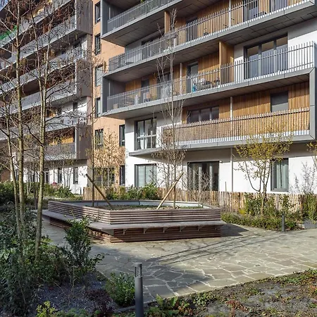 Pied A Terre V96 * Versailles